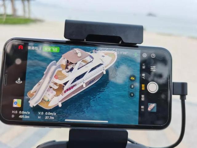 大疆吞下80%市场份额，多数友商转型，“会飞的相机”也内卷？