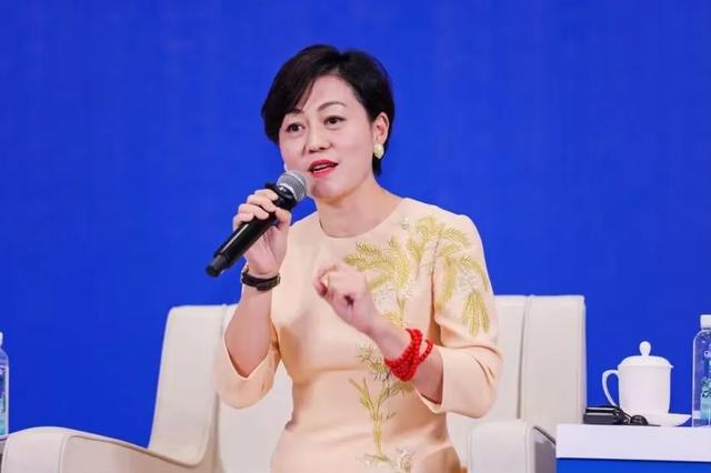 企业如何面对新技术革命？孙丹、董明珠和这些大佬都聊到了一点