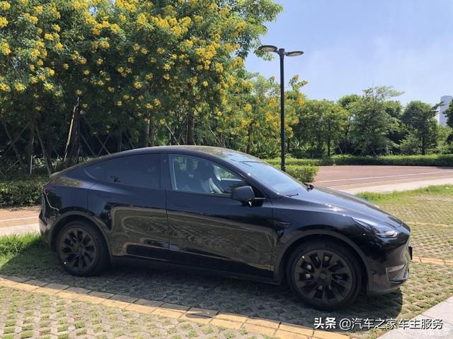 享受Model Y带给我的科技出行