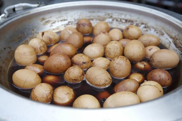 五香茶叶蛋，婆婆的做法很实用，手把手教你配方，孩子吃连连称赞