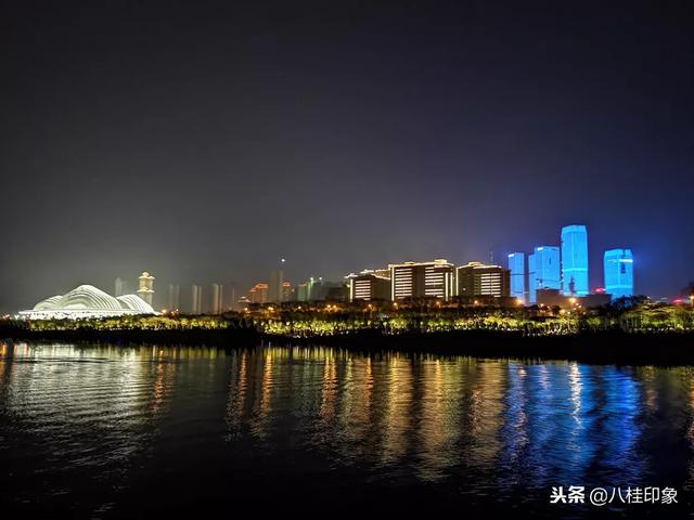 广西工程灯光展举行