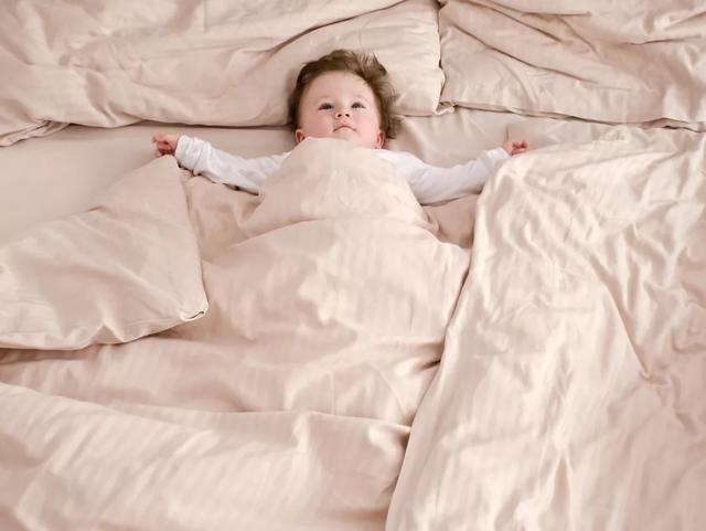 发烧捂汗到底错在哪里？物理降温为什么要慎用？