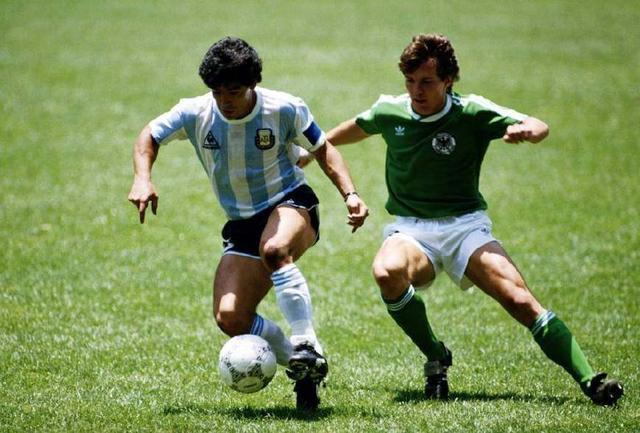 经典回顾：1986年墨西哥世界杯，马拉多纳封神，告诉你何为球王