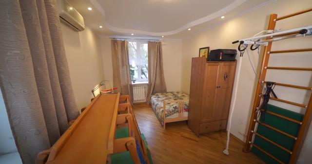 儿童房改造全过程：1间房定制2张高低床，有了三胎业主也不用换房