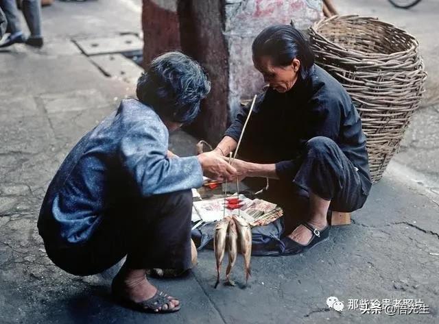 70年代老照片，看着仿佛穿越了