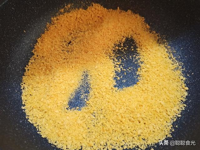 大虾这样做孩子吃不够，满口酥脆，连虾皮都能吃，蛋白丰富还补钙