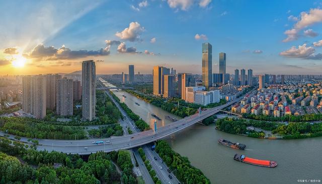 人均GDP超省会南京，无锡为何给人的感觉却并不繁华