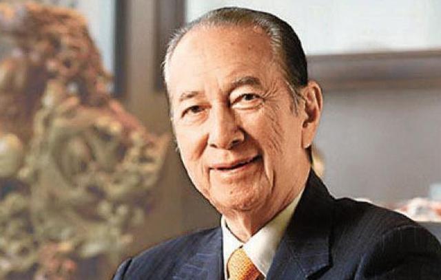 洛克菲勒换心脏续命（洛克菲勒换的心脏哪里来的）