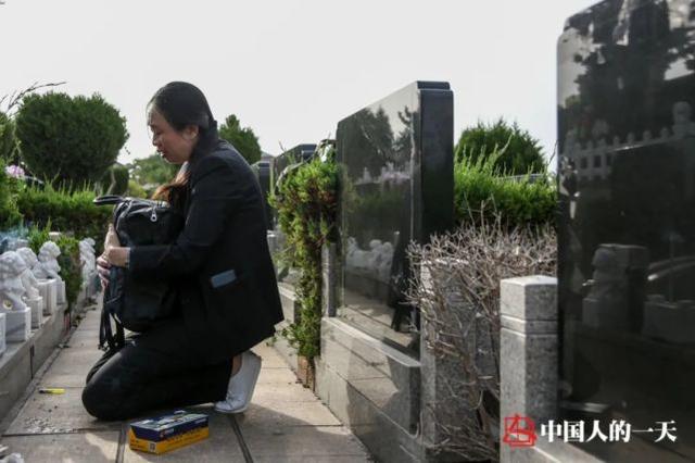 江歌妈妈:得到捐款上千万？手握450万公民信息，江歌妈妈陷入了人设危机
