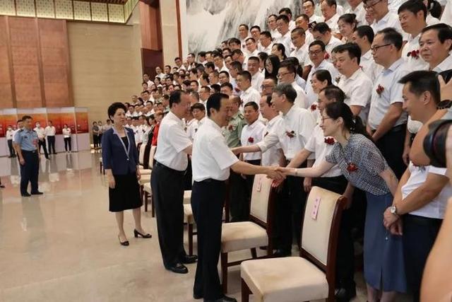 省委书记 省长出席 今天 湖南大学包揽26项大奖 全省第一 全网搜