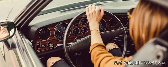 离合器怎么踩才正确(新手离合器正确踩法视频)