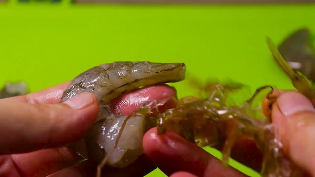 孩子光吃不长个，多给宝宝这样吃，补钙又补锌，长个又长大脑