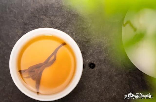 注意！喝太多茶容易引起身体不适