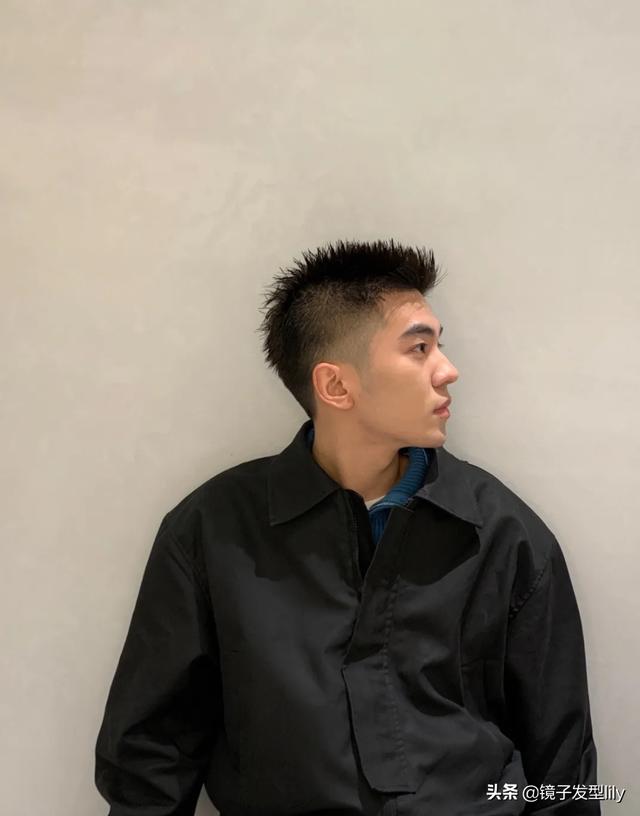 学生剪什么发型好看13款很适合大学男生的发型