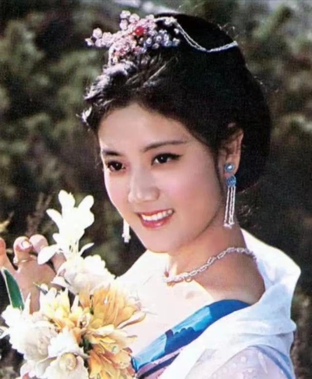 八位婚后转战商界的女明星：黎姿公司上市，张庭身价高达三百亿