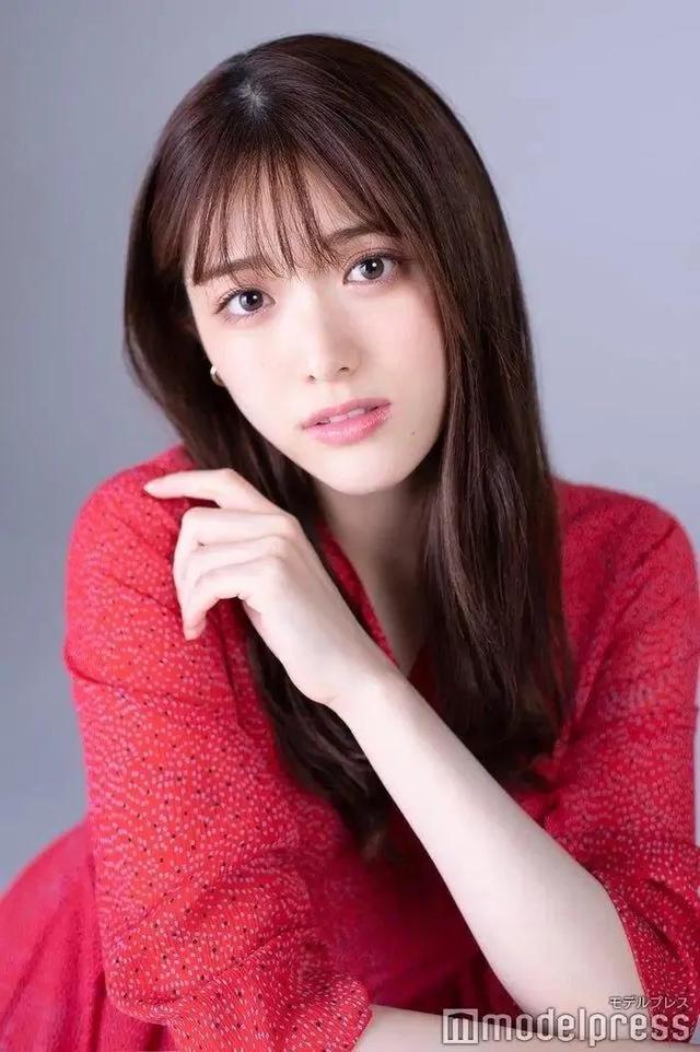 松村沙友理 第一次穿上婚纱 虽不是为了结婚但是很憧憬 全网搜