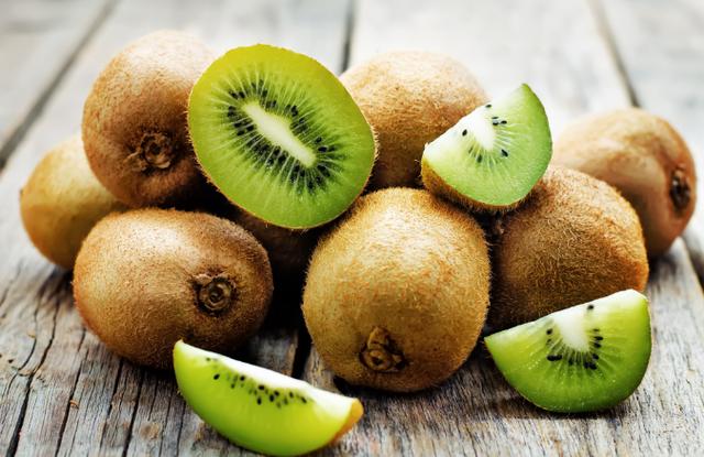 多吃这15 种抗衰老食品，或让您看起来更年轻