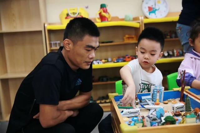 睿乐儿童沙盘游戏，专属于孩子的心灵调适