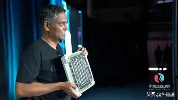 双鸿与台积电合作：开启芯片水冷3D封装时代