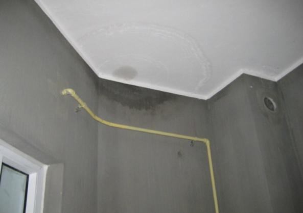 厨房往楼下渗水怎么办，厨房做了防水楼下还是渗水
