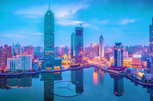 苏州、武汉和重庆争夺中国第五城，谁优势更大？