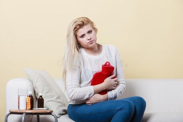 有一种胃部疼痛叫胃痉挛，发作太难受？这样做能减轻或改善它