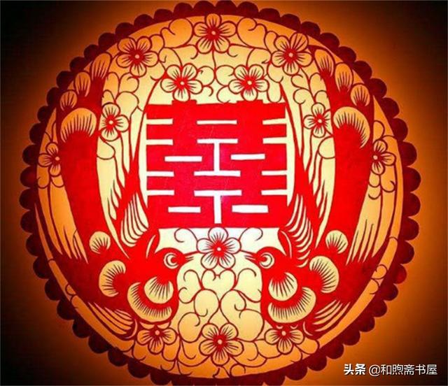 关于蛇的故事:民间故事：大蛇拦路，老汉停住马车救了众蛇性命，为报恩大蛇做媒