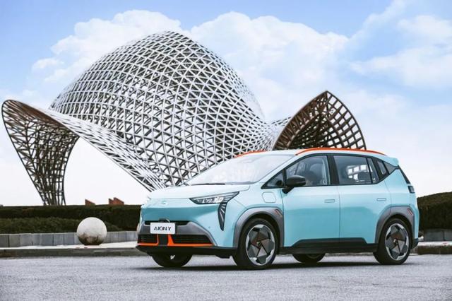 10月新能源车成绩单：广汽埃安订单2.3万，大众ID交付近1.3万