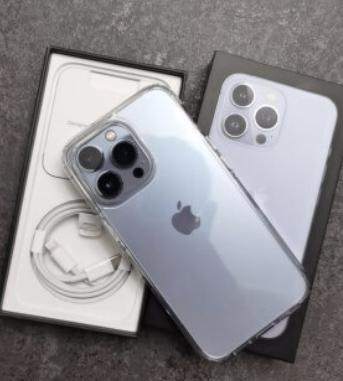 厌倦了安卓的内置广告，我换回了iPhone13Pro，苹果的纯净真香