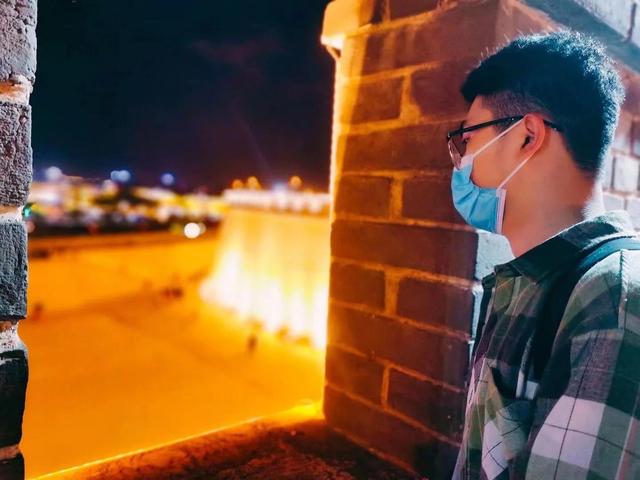 跌倒了，先别急着爬起来