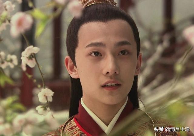 丑人不要再祸害古装了！能上美男榜的，只服这9位，个个剑眉星目