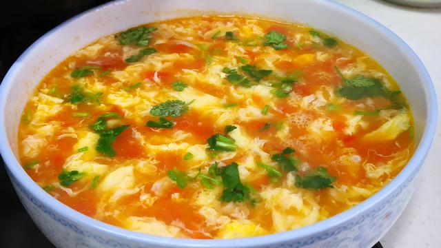 霜降过后，不懂吃就亏了，多给家人喝这5道汤，滋补强身不怕冷