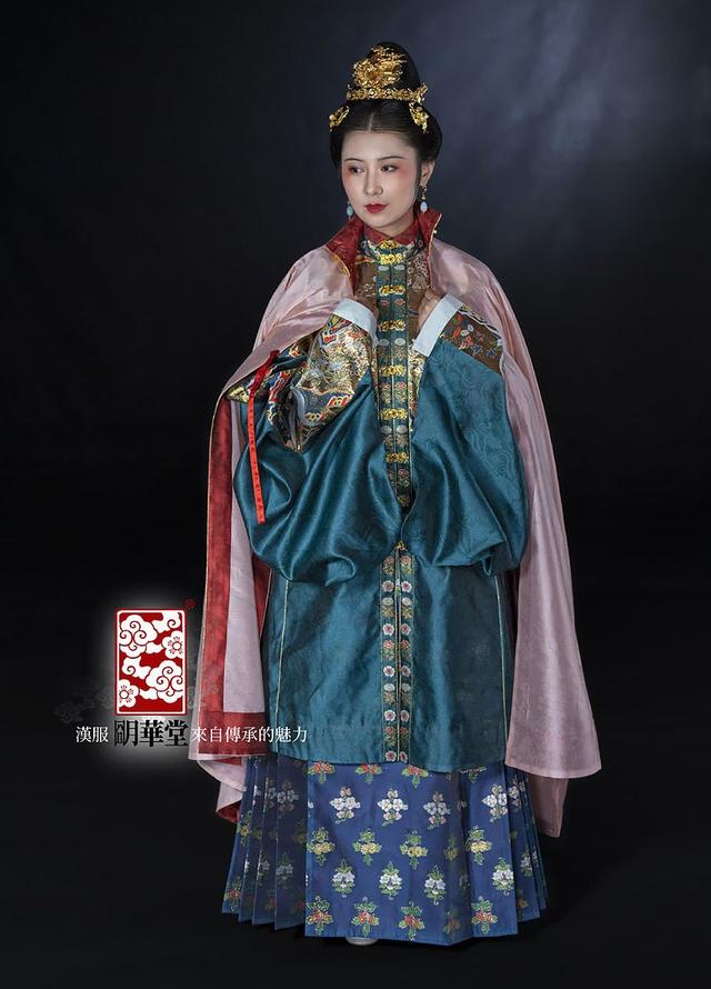 明华堂汉服（为什么明华堂汉服那么贵）