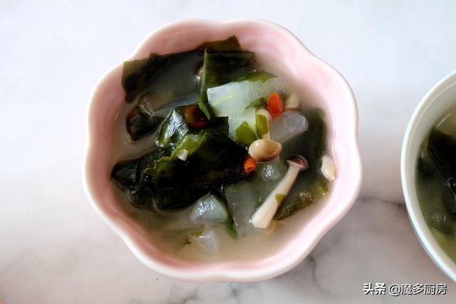 妈妈尝试新食谱，30分钟做好1汤1饭，孩子说：好吃又好玩