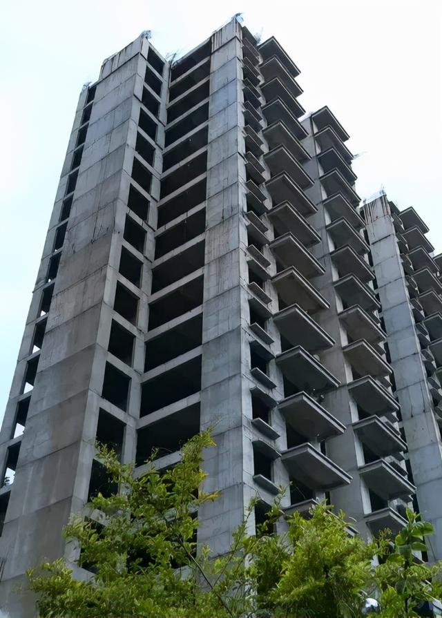 五年等待，个旧又一“烂尾楼盘”复工了！