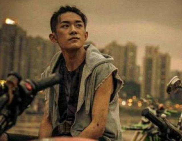玖月晞否认抄袭:《少年的你》作者否认抄袭！称作品有共通的思考，暗示自己遭网暴