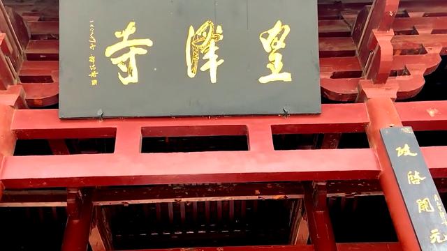 武则天年轻时到底有多美？深山大佛揭开谜底，难怪能迷倒两任皇帝