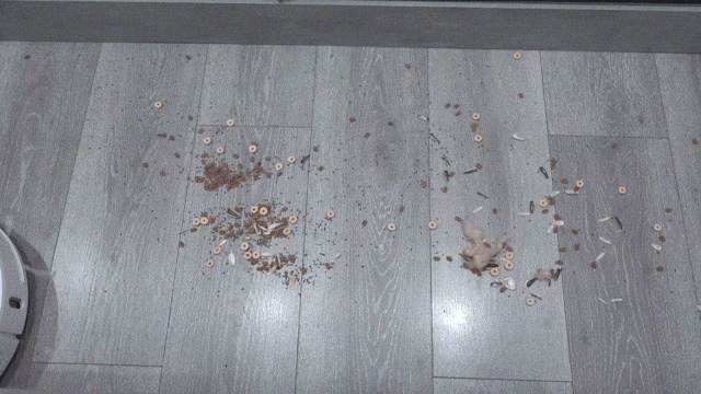 小白集尘扫地机器人V2 UV版测评：除菌无需亲自动手