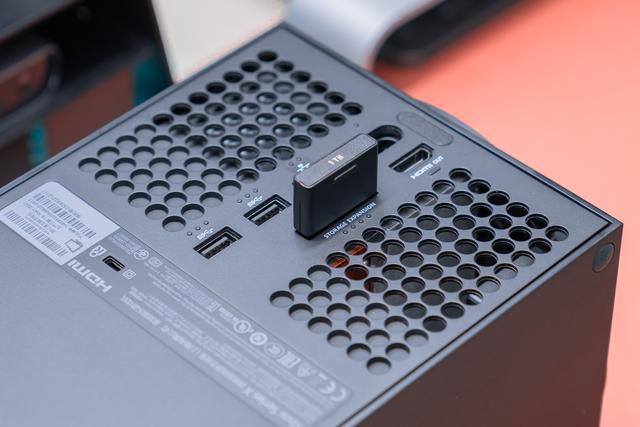Xbox Series X 的不完全跳坑指南：主机解读、游戏体验以及生态介绍
