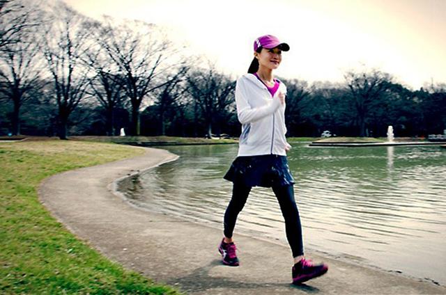 健康专家分享了能使你更长寿更健康的生活饮食、运动和睡眠规则