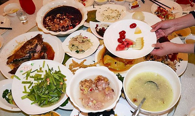 隔夜菜能不能吃？友情提示：除了这3种，其它的或可以放心吃