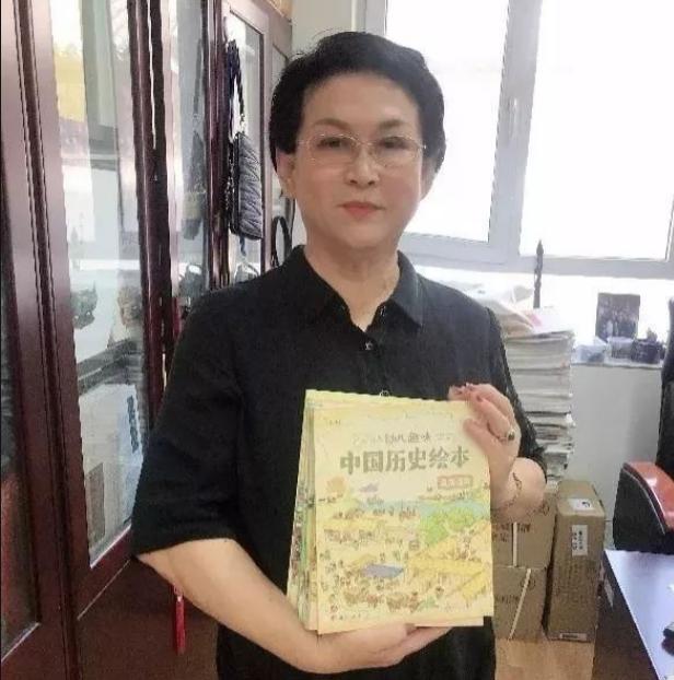 当说教作用不大，你应该换方法，它提供丰富的人格模型为孩子引路