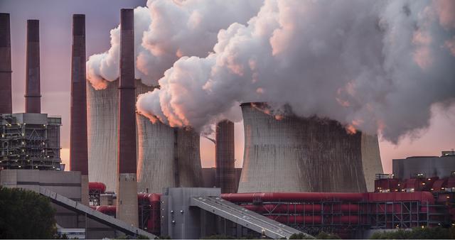许家印没落，宁德时代崛起，是什么主导未来的大趋势？