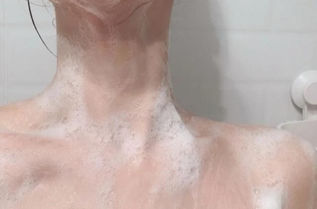 沐浴露vs身体乳美白效果