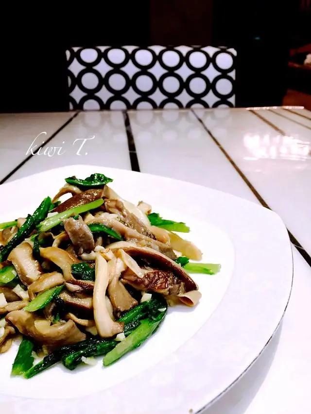 多吃这些远离秋季抑郁症（秋季SAD），附食谱