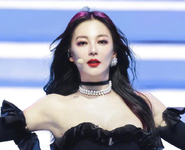 ��ȥ���� ������˭(ת���ˣ�񼾸ͯһ�ķ�������ͷ������������ԪѫTony������ͷ��С)