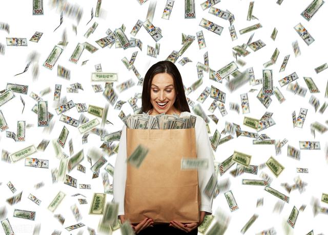 为什么现在人越来越赚不到钱了呢？