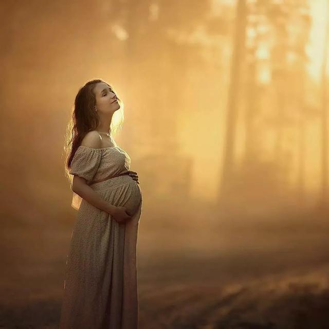 作为一个玩摄影的，你欠老婆一套孕照