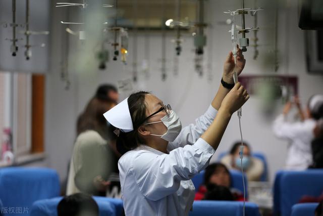 2022年，社保迎来四大新变化，这类群体可以免费医疗