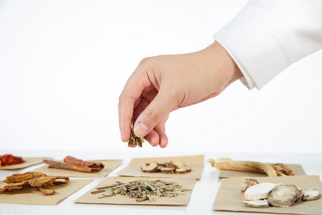 一个4味药的神奇配方，上养肺，中养脾，下养肾